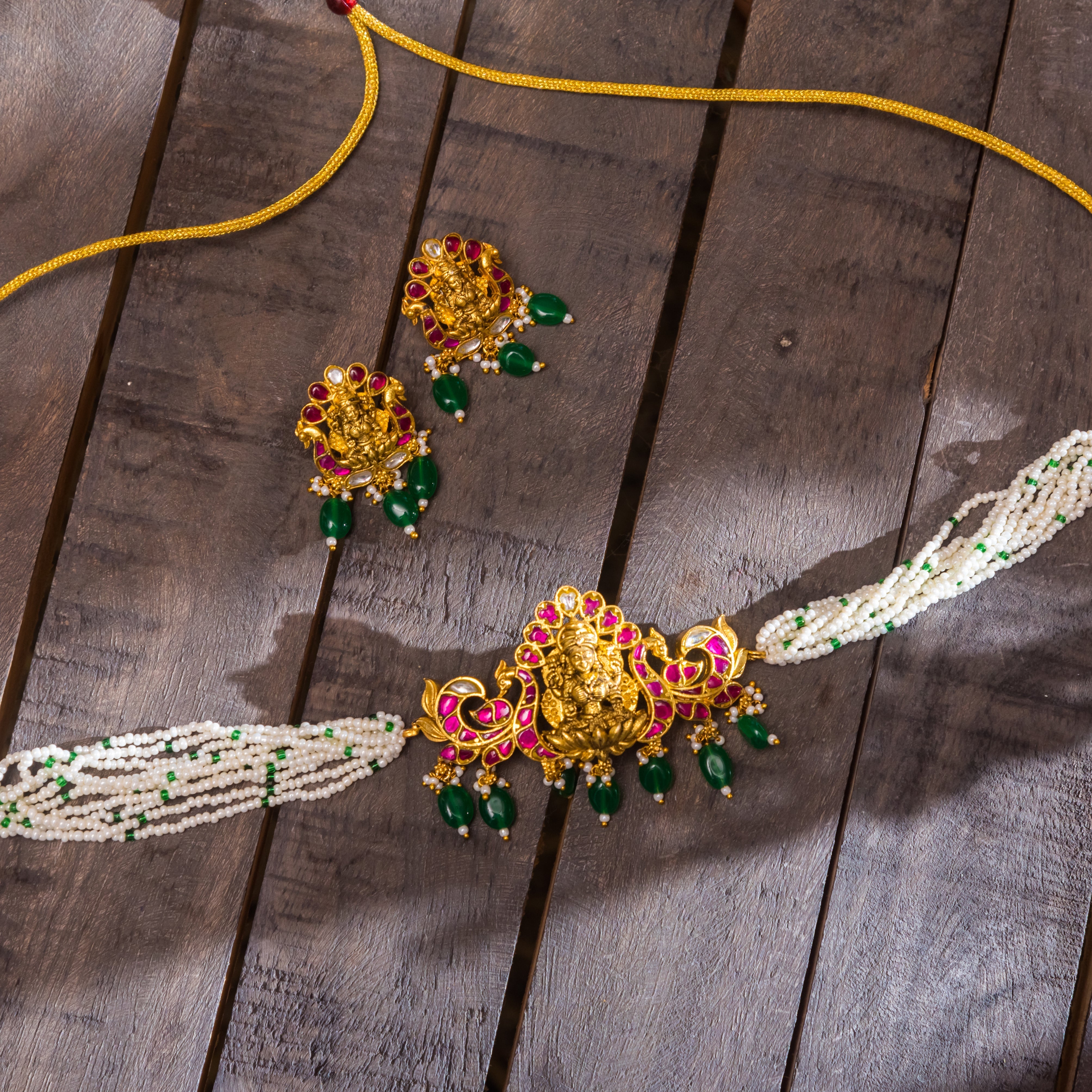 Temple necklace set