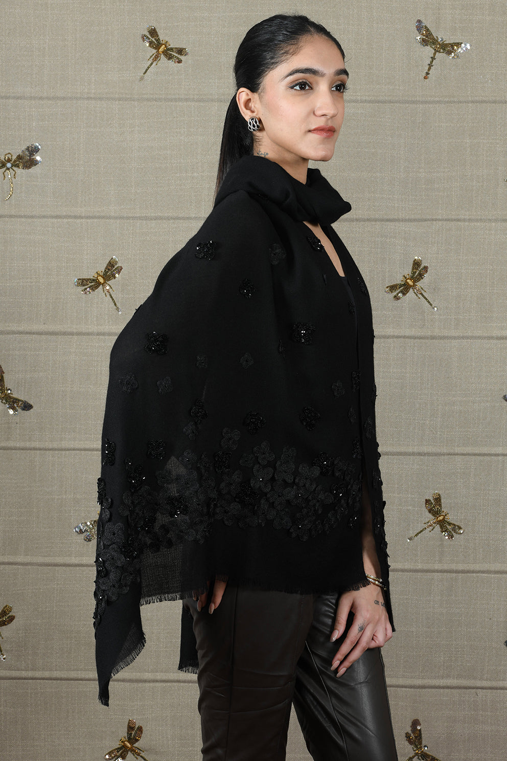 The Onyx Petal | Embroidered Fine Wool Silk Stole