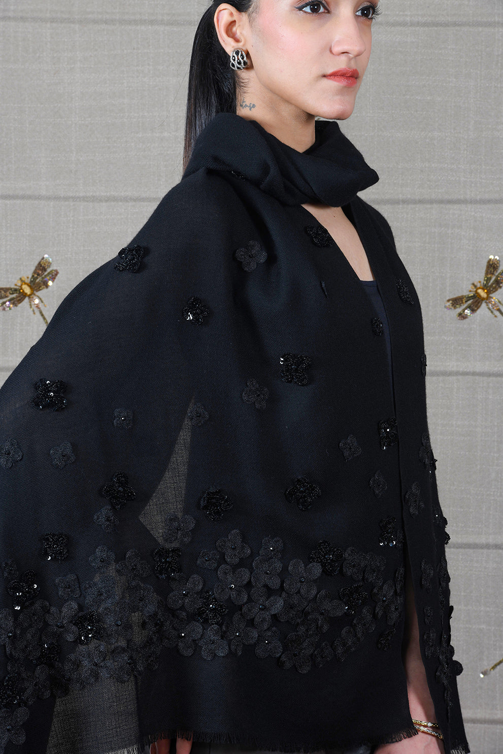 The Onyx Petal | Embroidered Fine Wool Silk Stole