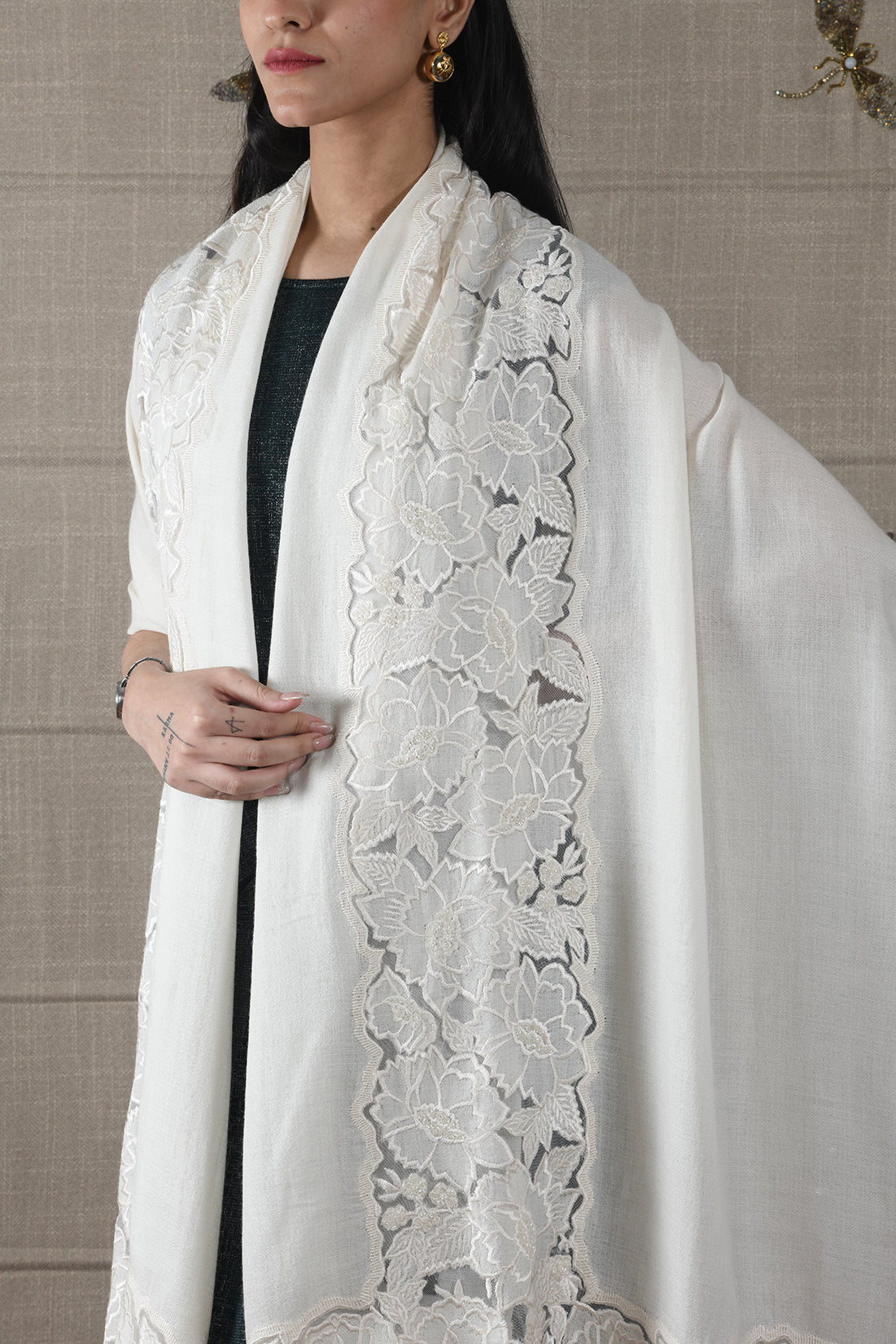 The Timeless Symphony | Embroidered Fine Wool Silk Stole