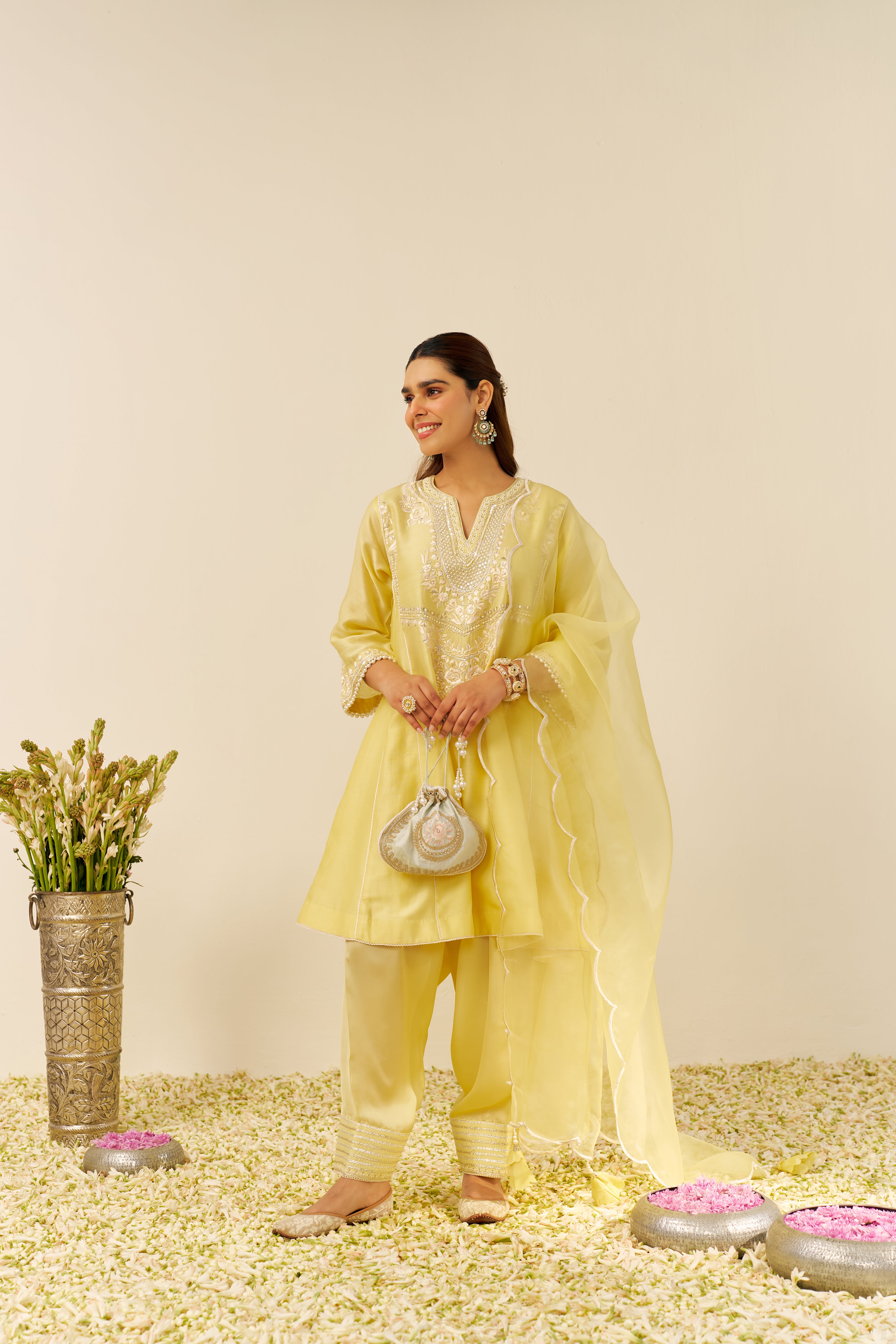 AIZA - SHORT CHAUGA WITH SALWAR