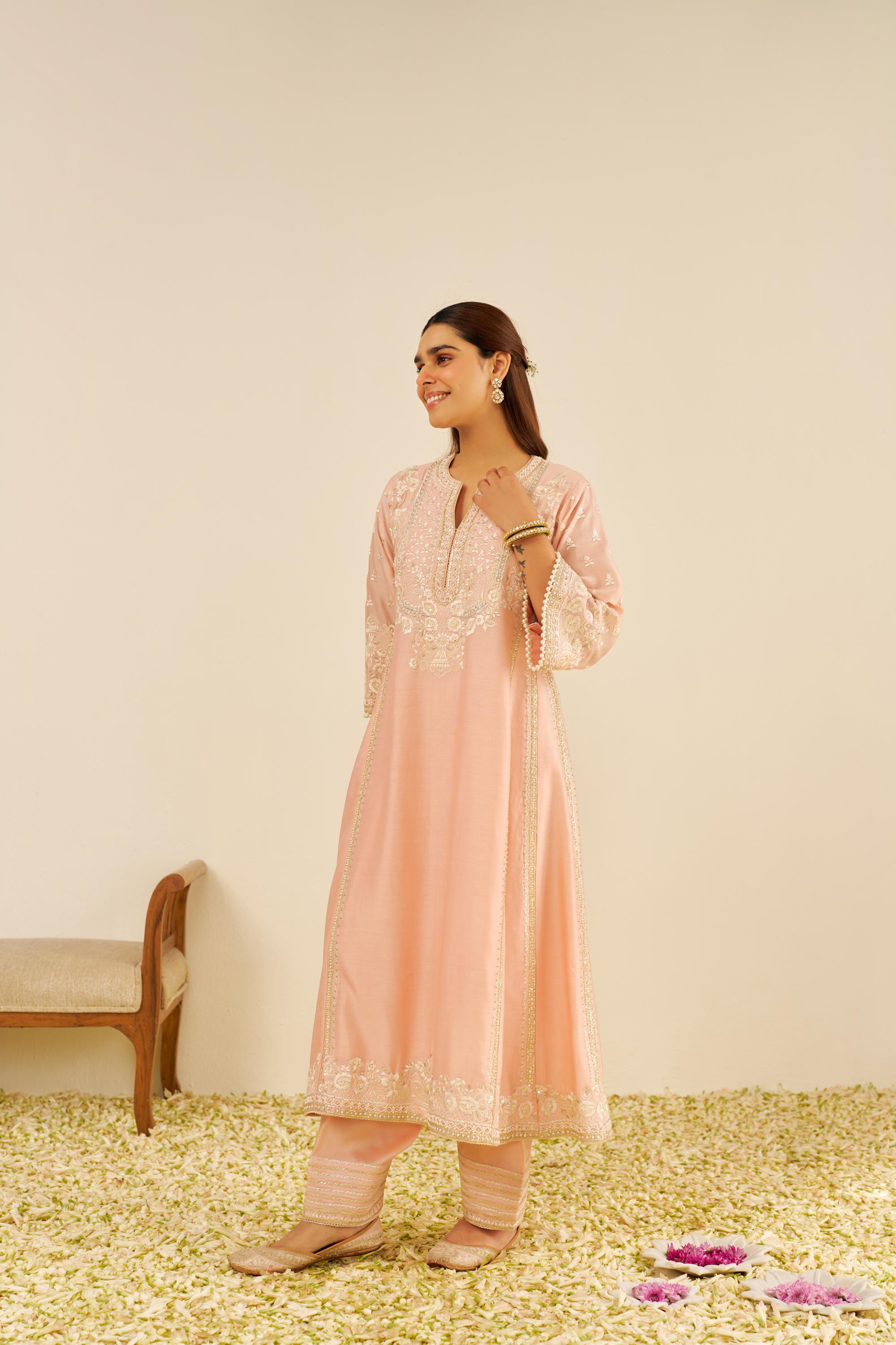 MAAROOFA - LONG CHAUGA WITH SALWAR