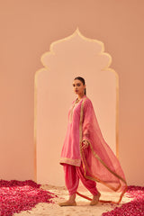 FAHEEDA