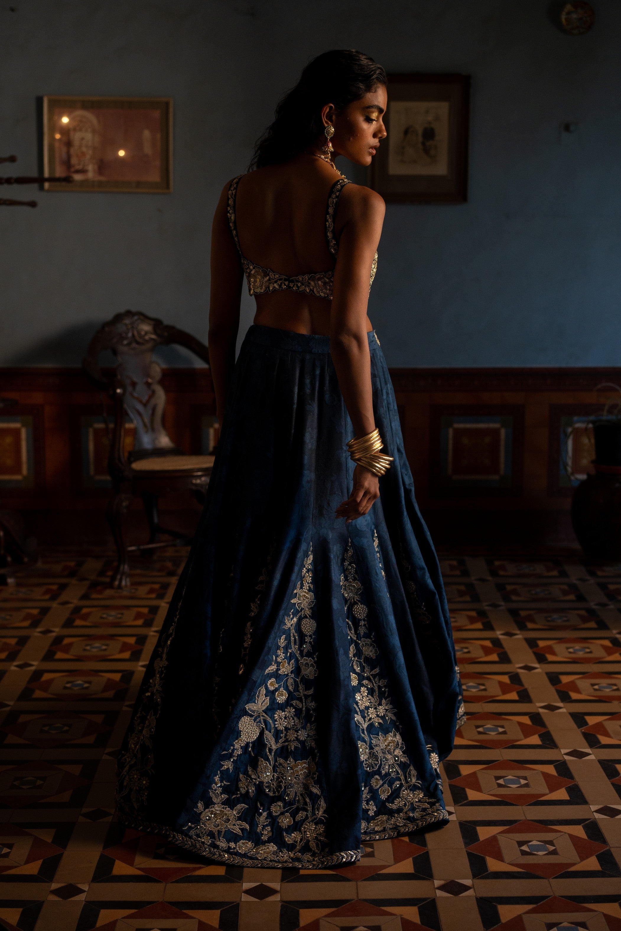 BLUE SELF WVEN KALI EMBROIDERED LEHENGA SET