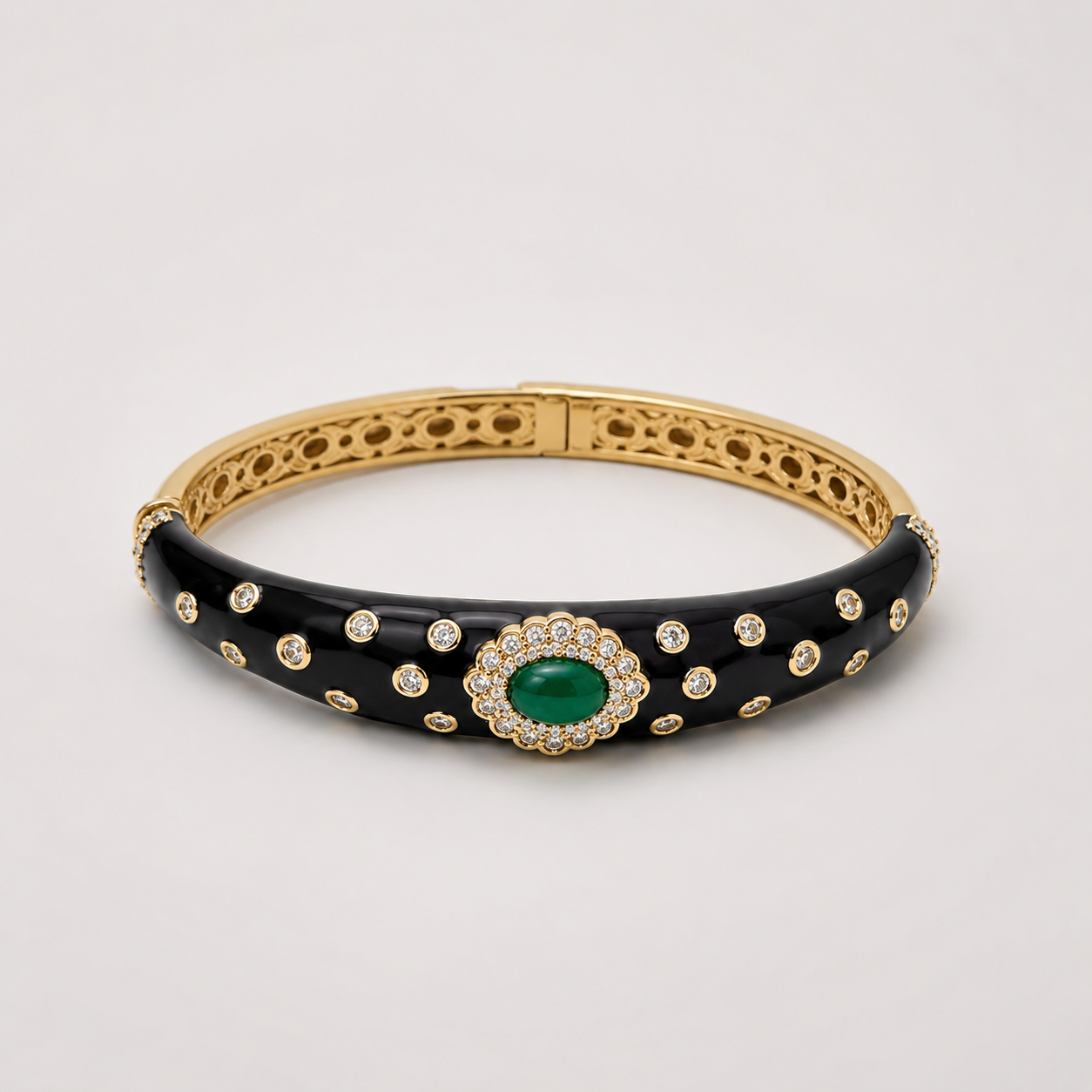Emerald Statement Kada