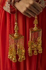 vivinia BY VIDHI MEHRA Gold Plated Womens Pair of Kaleeras (Freesize)