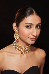 Gold Plated Kundan Studded With Pearl Choker Necklace & Dangle Earrings Set