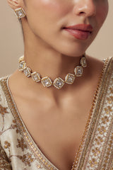vivinia BY VIDHI MEHRA Saadgi Gold Plated Red & White Womens Kundan, Polki Choker Necklace Set with 2 Pair of Earrings (Freesize)
