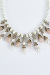 vivinia BY VIDHI MEHRA Florence Gold Plated Pink Womens Pearl Short Necklace Set with Pair of Earrings (Freesize)