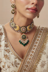 vivinia BY VIDHI MEHRA Morpankh Gold Plated Green Womens Kundan, Polki Short Necklace Set with Pair of Earrings (Freesize)