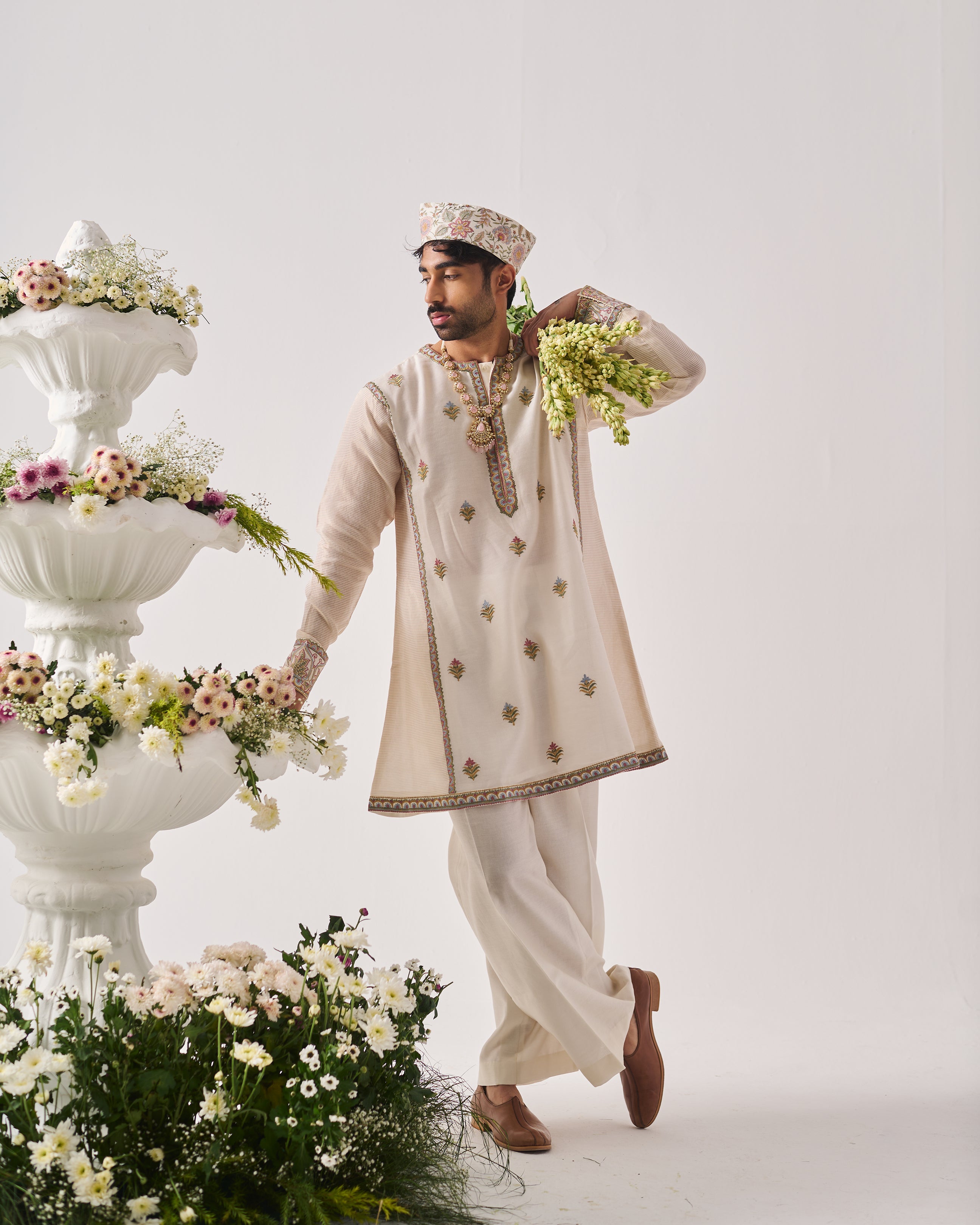 Phiran Kurta With Flare Pants / Chanderi Woven / Ivory / Golden Blossom / Resham Embroidery