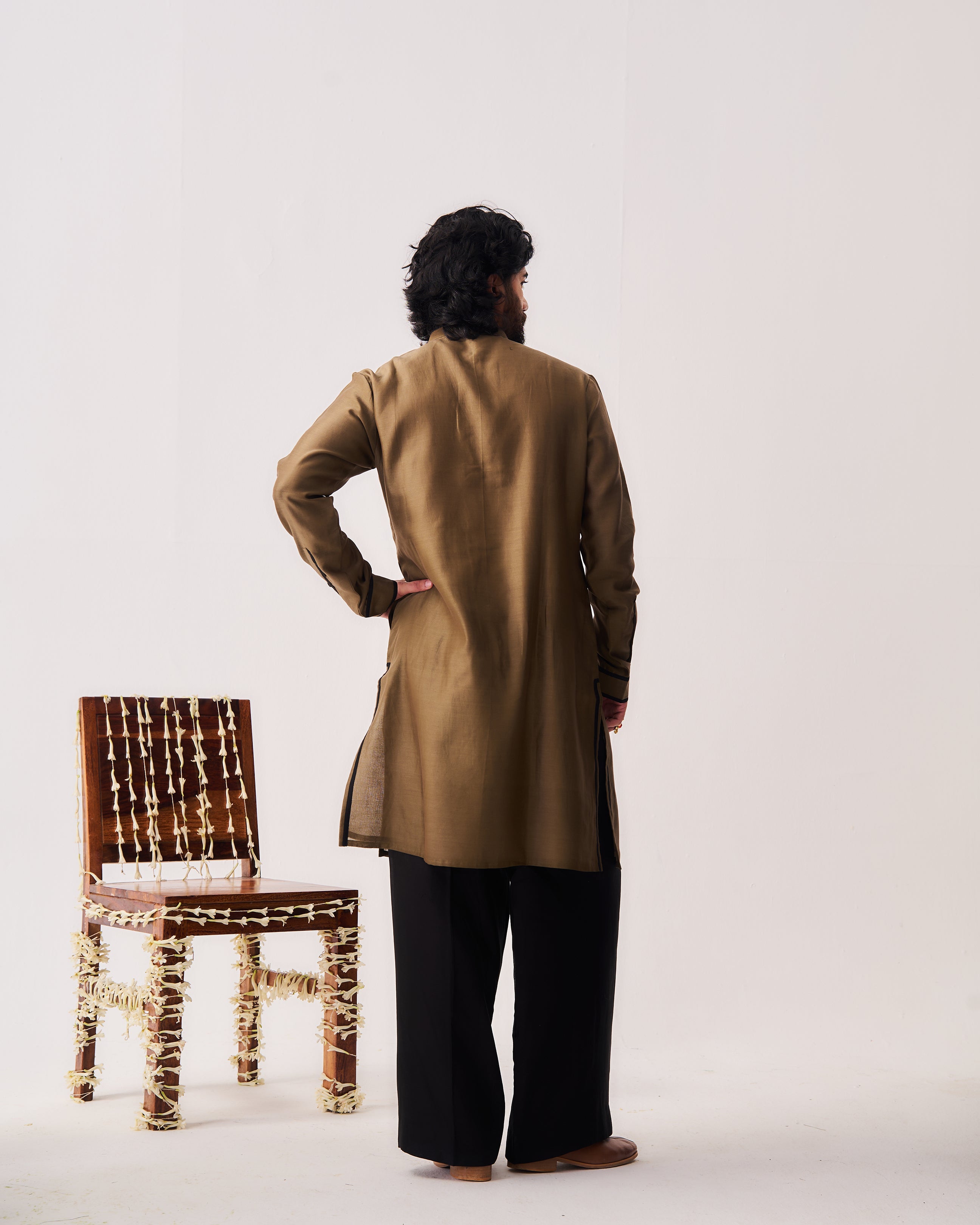Kurta With Flare Pants / Chanderi / Olive Brown / Twin Guardians / Resham Embroidery