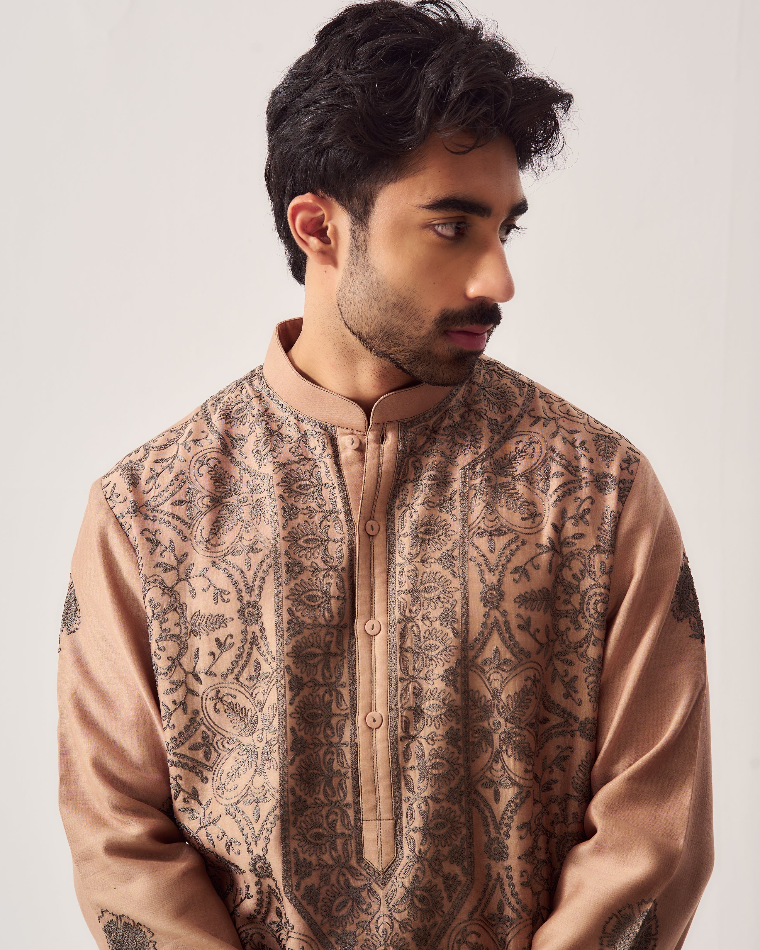 Kurta With Pants / Chanderi / Hazelnut / Mandala / Aari Embroidery