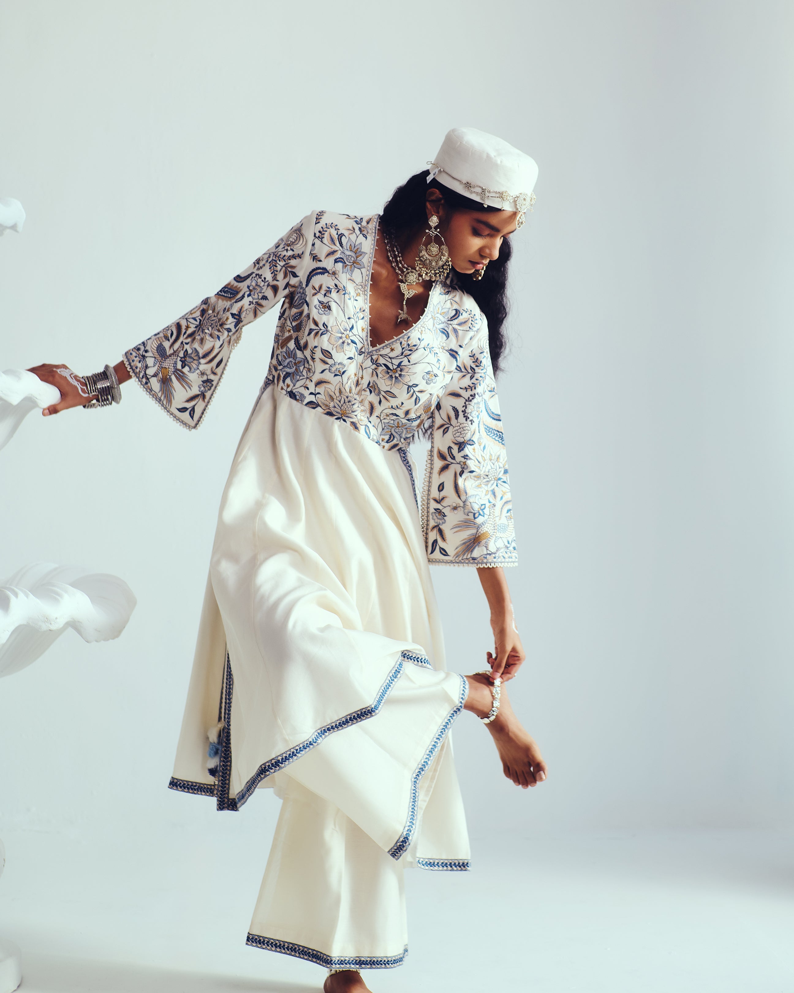 Gol-O-Morgh Anarkali Set