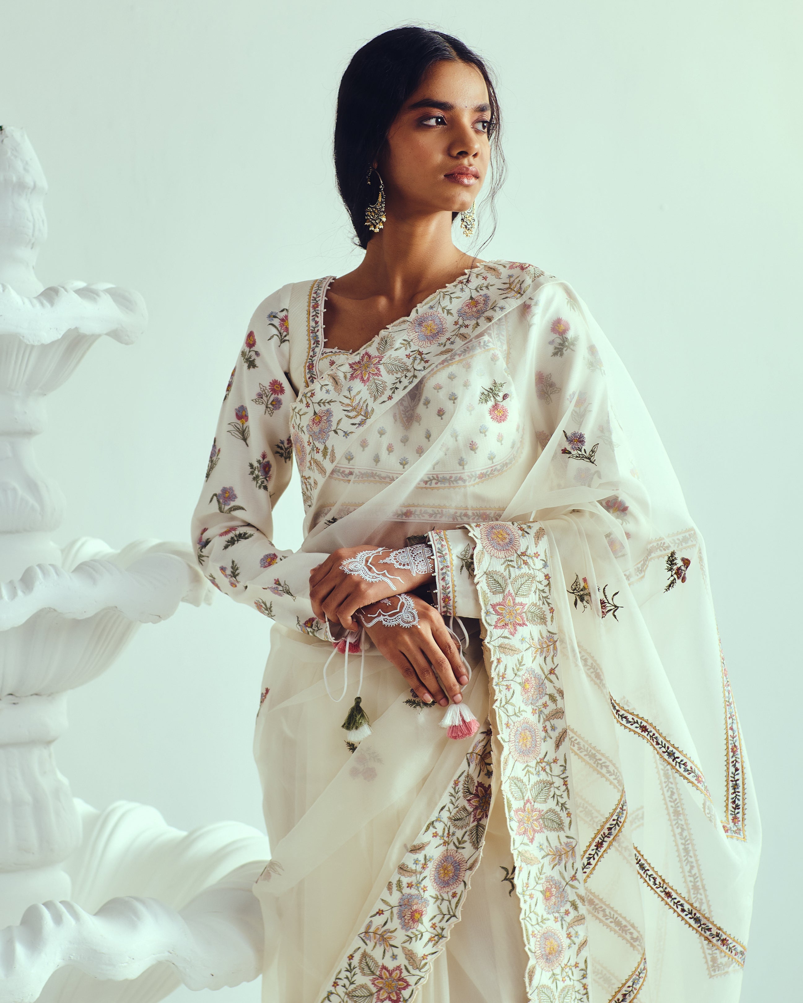 Gul Posh Saree Set