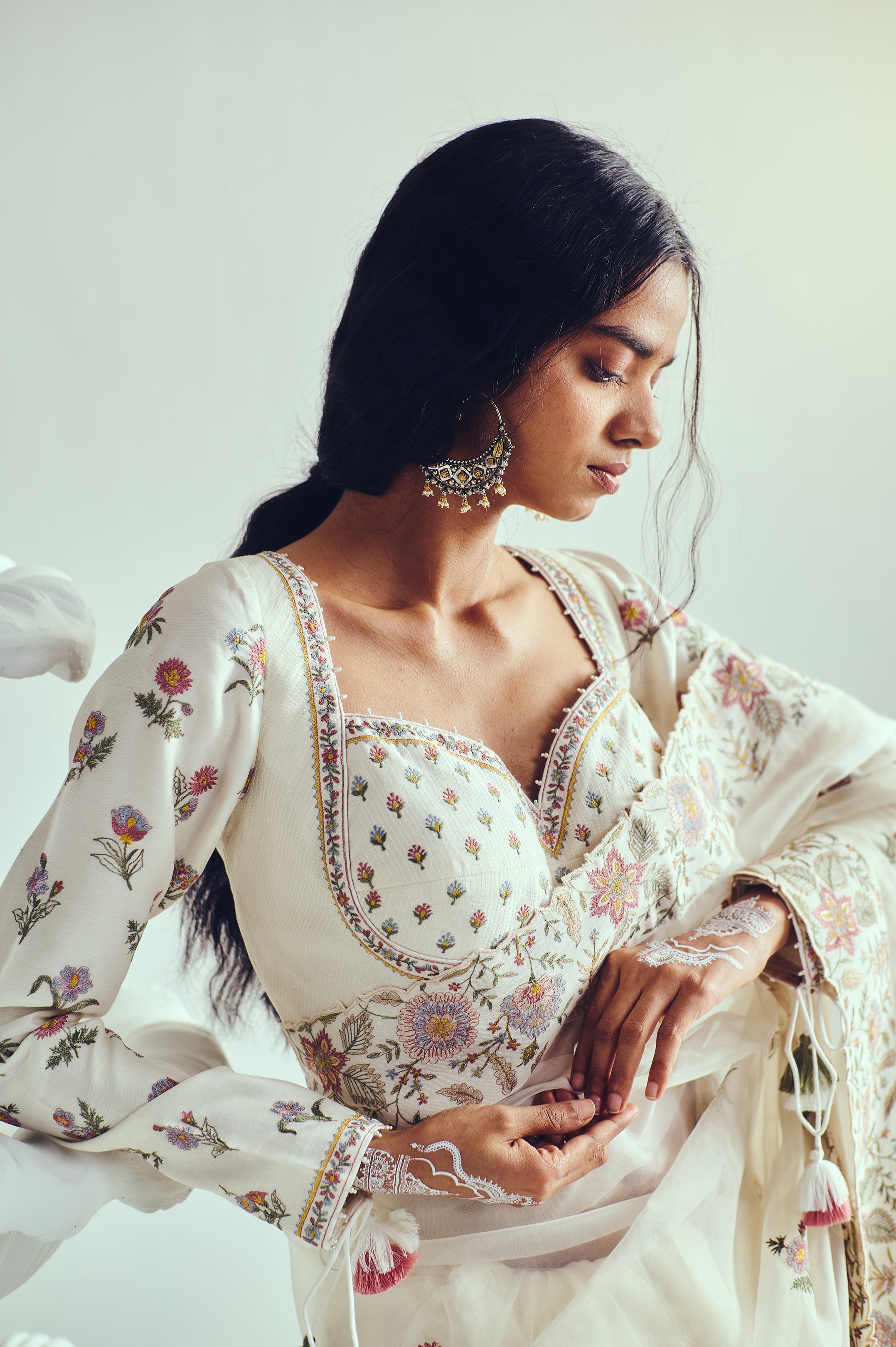 Gul Posh Saree Set