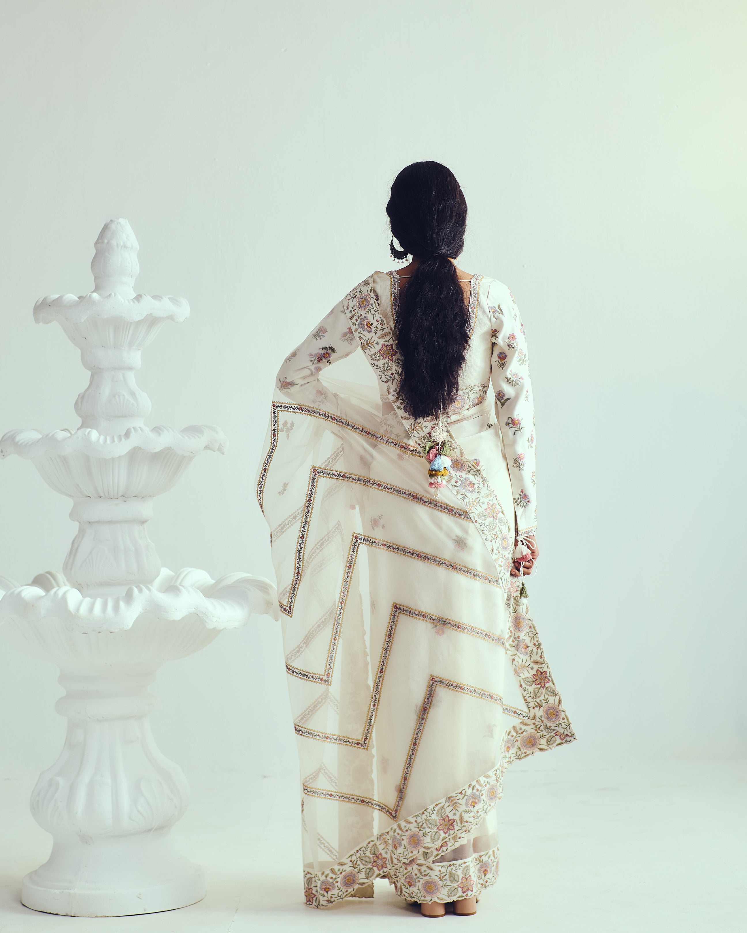 Gul Posh Saree Set