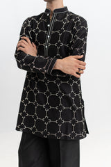 Knotted Lattice
