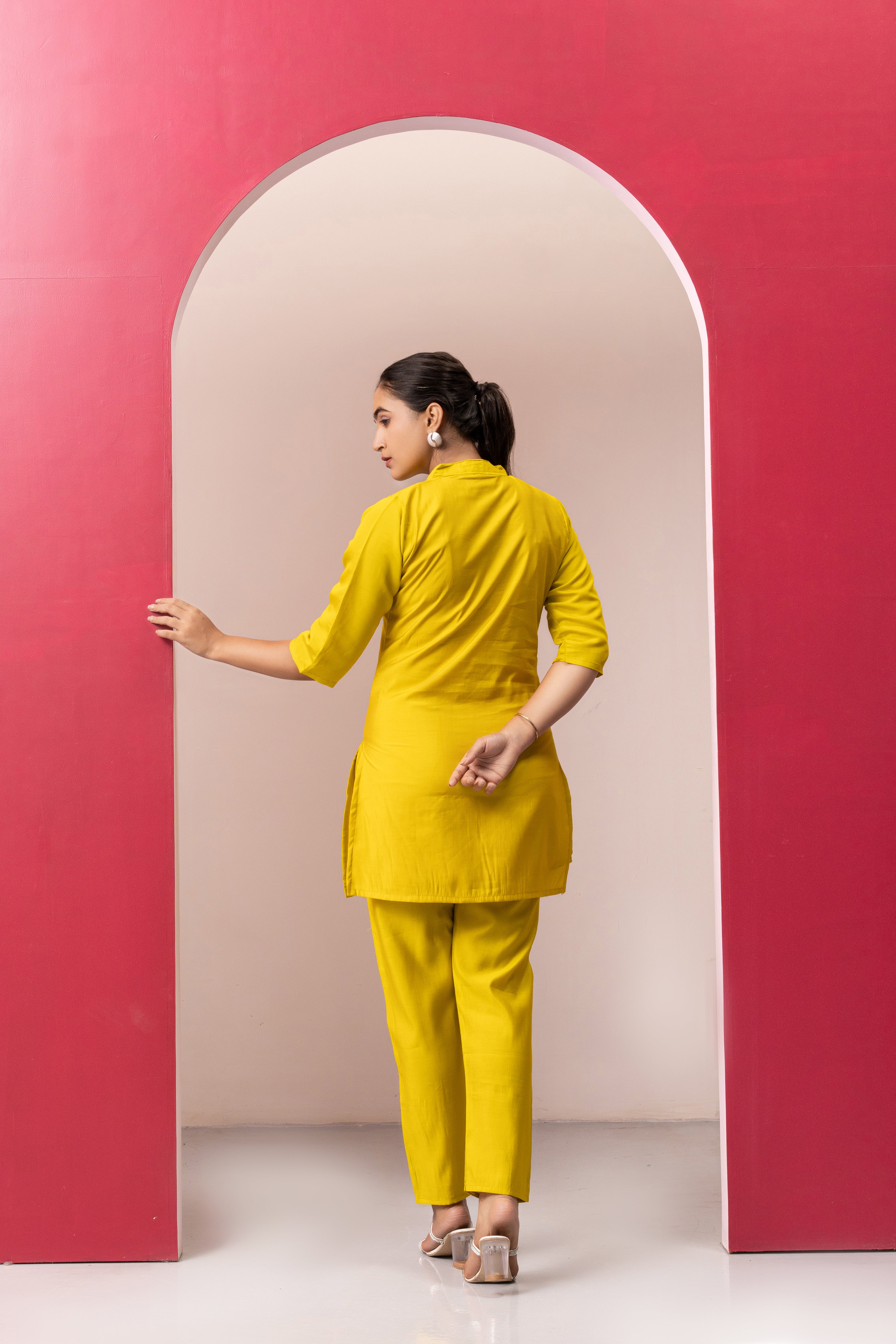 YELLOW EMBROIDERED COTTON TOP WITH TROUSERS