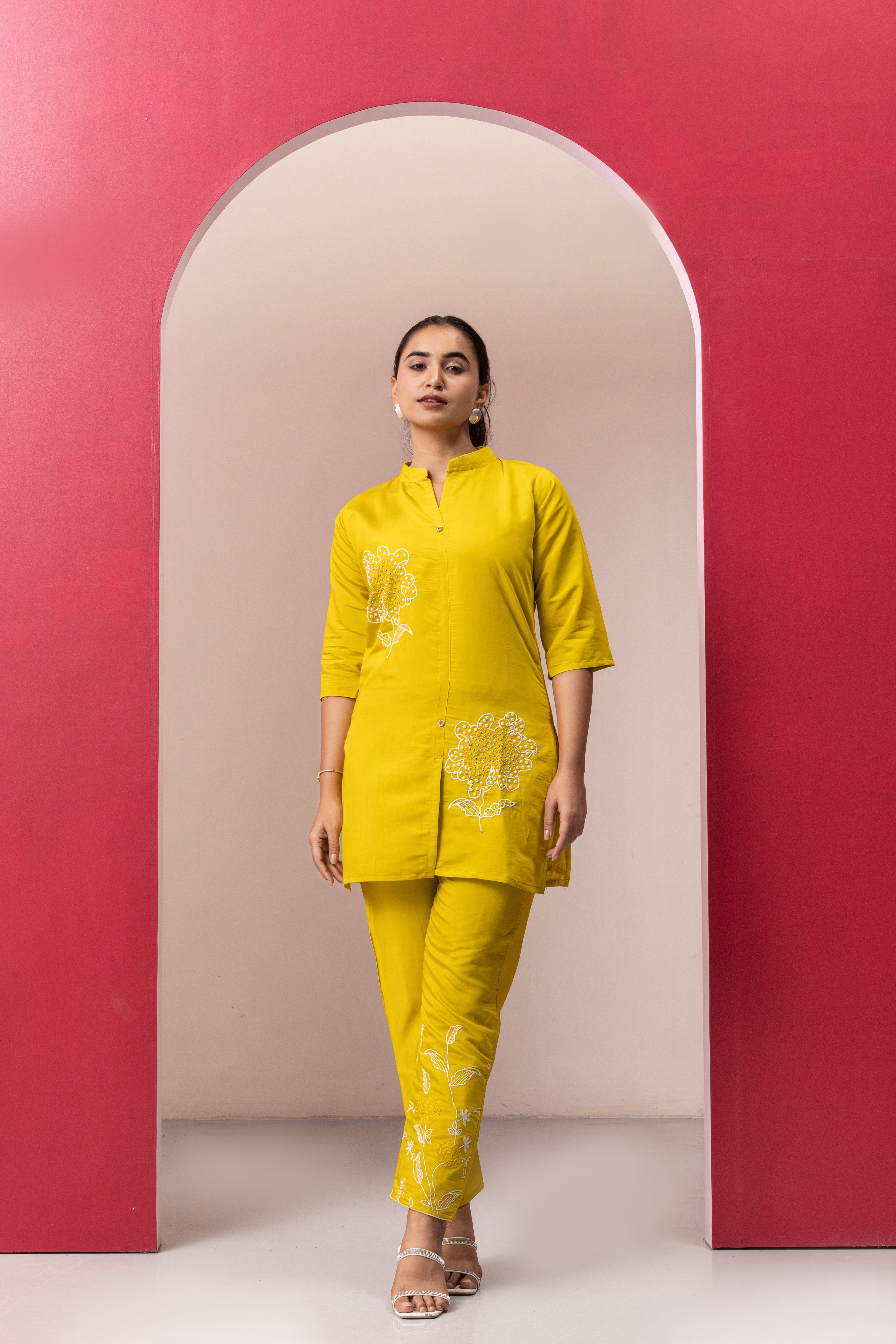YELLOW EMBROIDERED COTTON TOP WITH TROUSERS