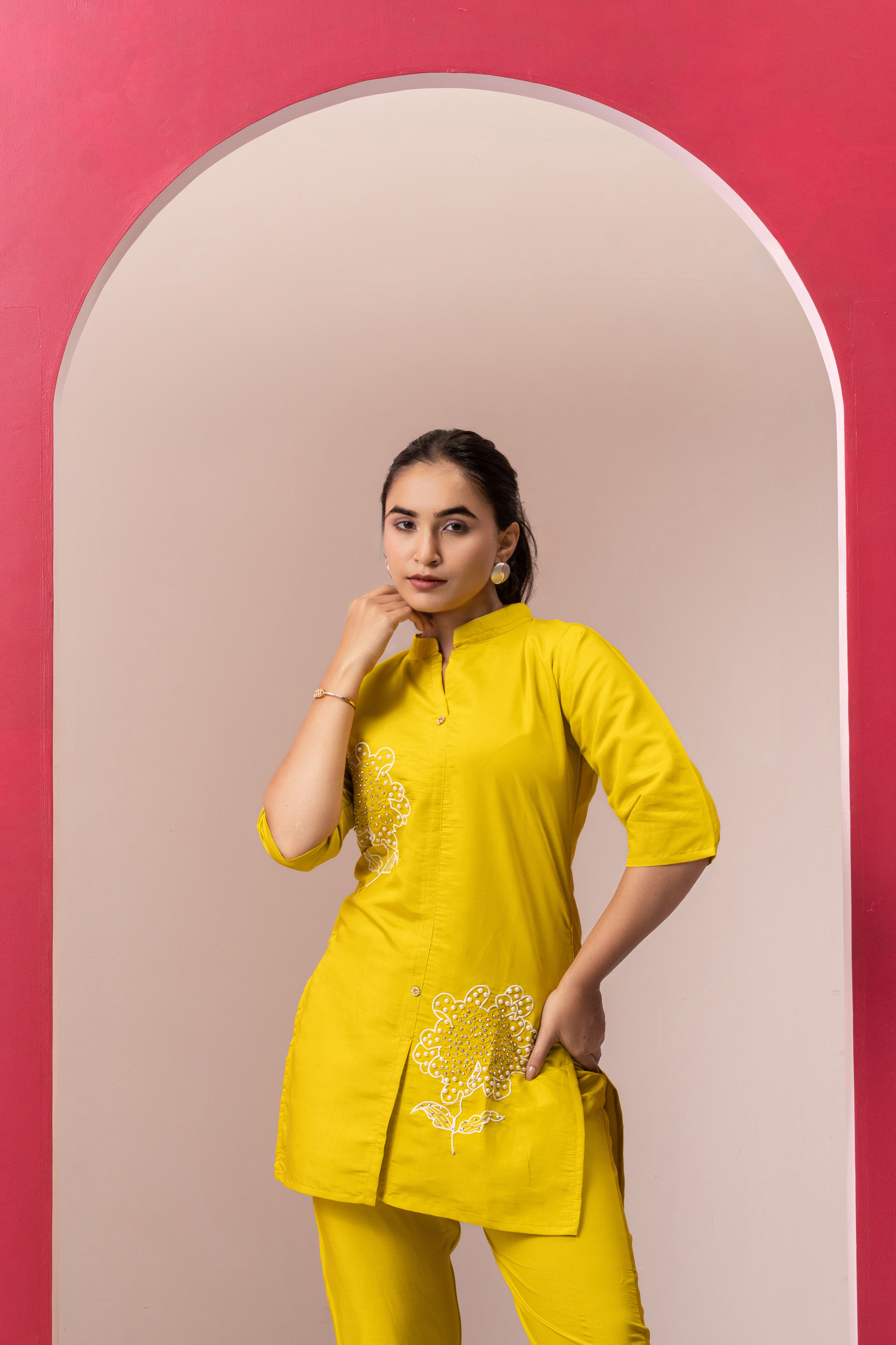 YELLOW EMBROIDERED COTTON TOP WITH TROUSERS