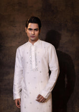 AAINA KURTA SET