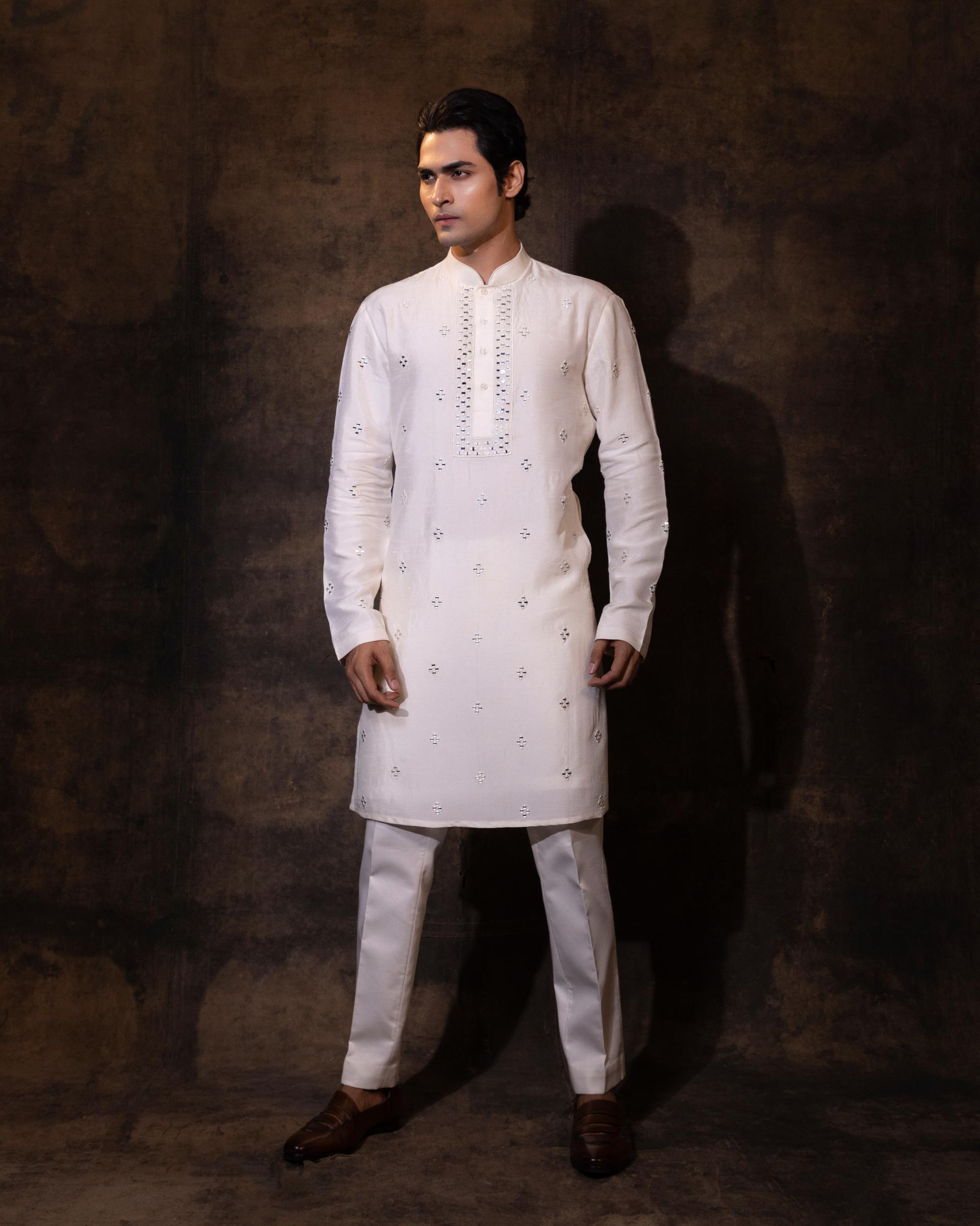 AAINA KURTA SET