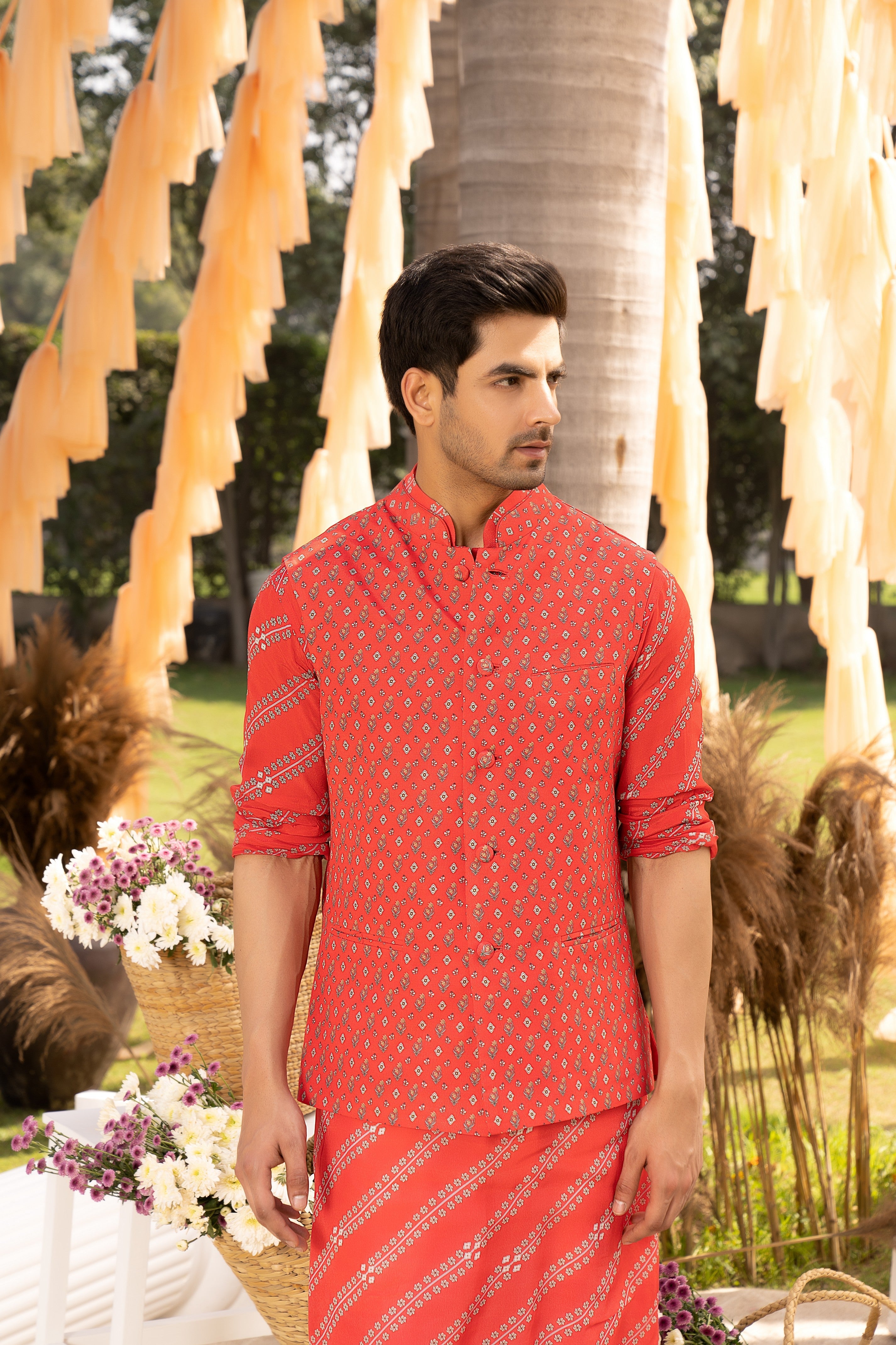 Red printed bundi