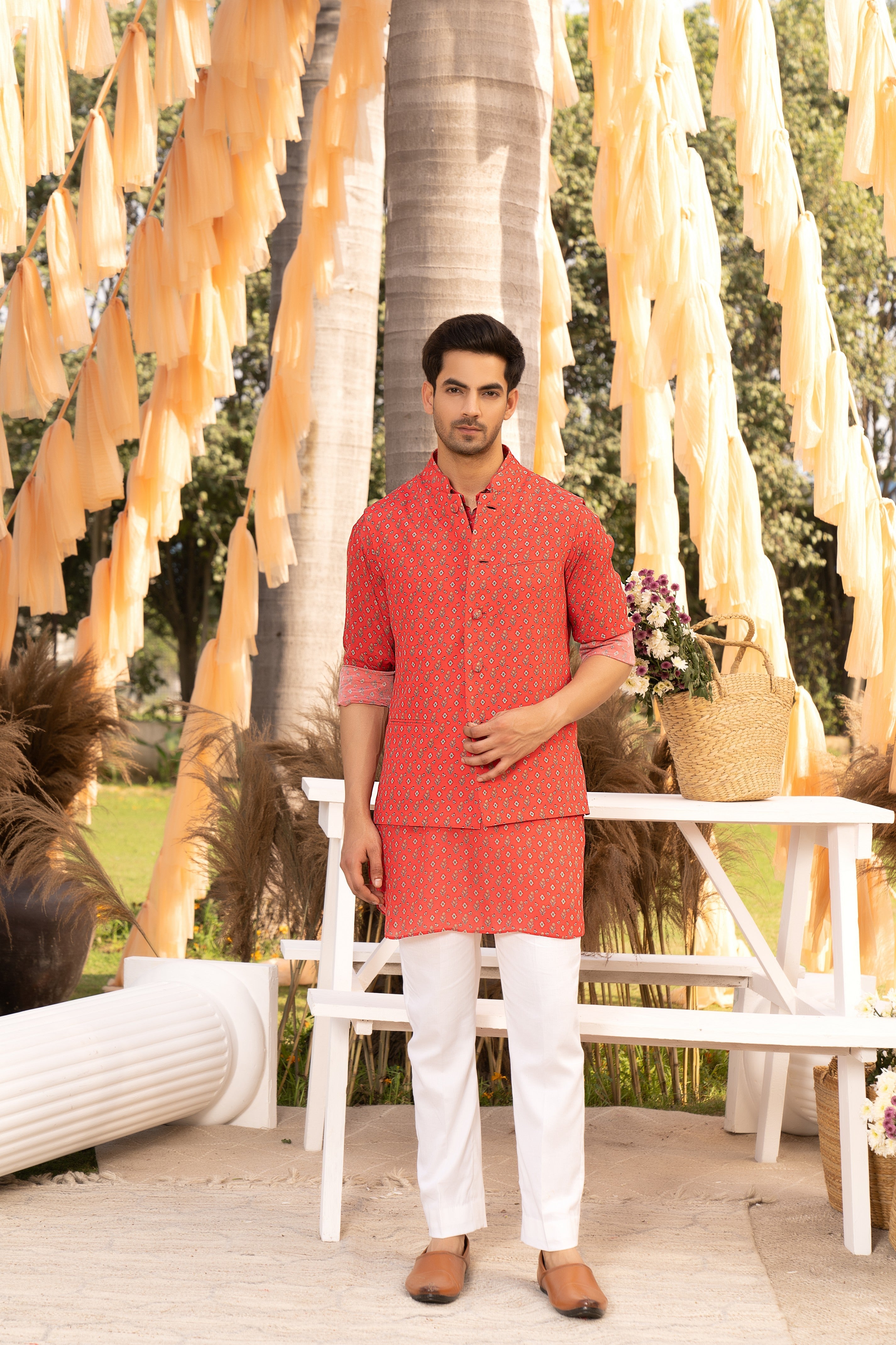 Red bootie printed kurta set