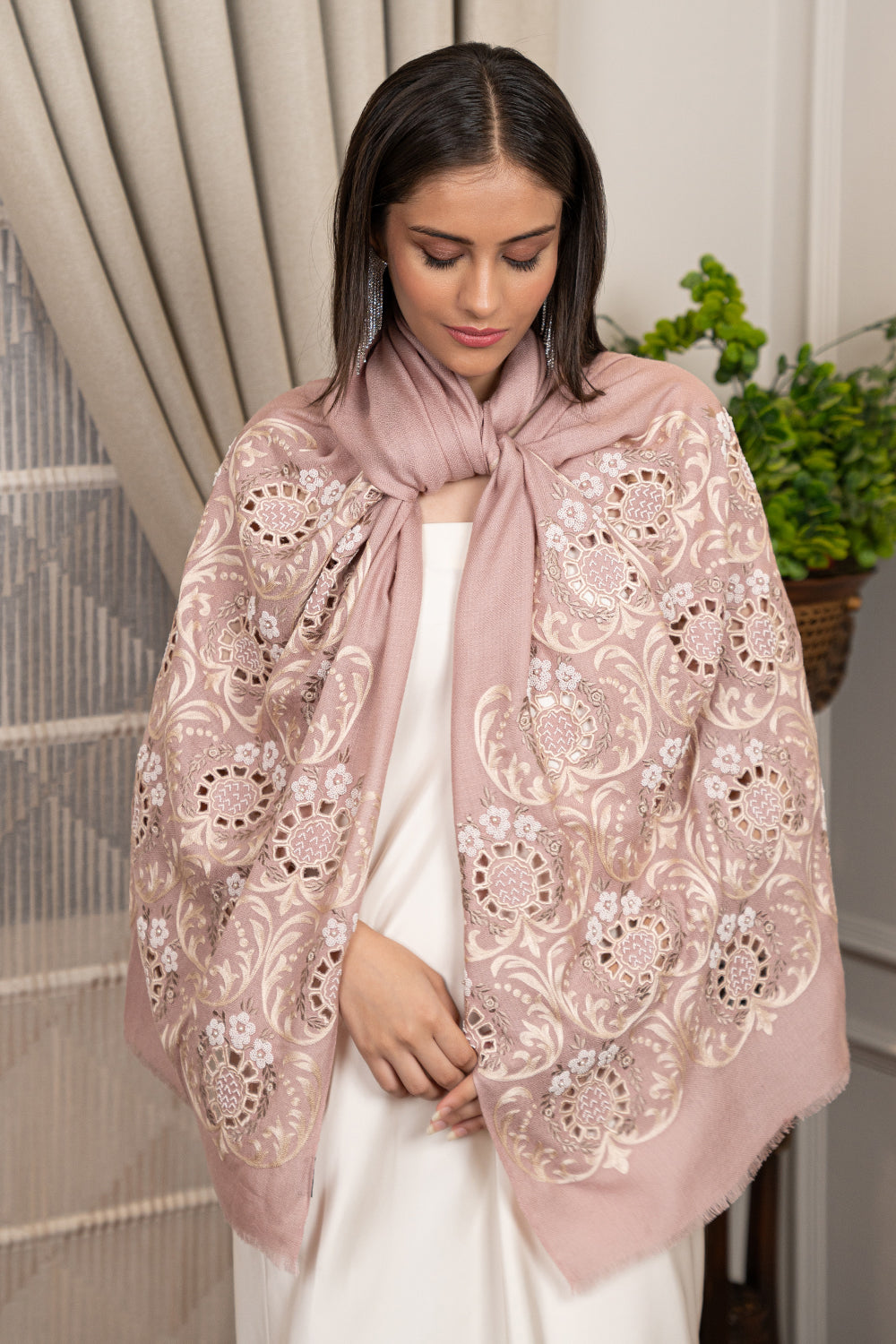 Floral Crest | Embroidered Wool Silk Stole