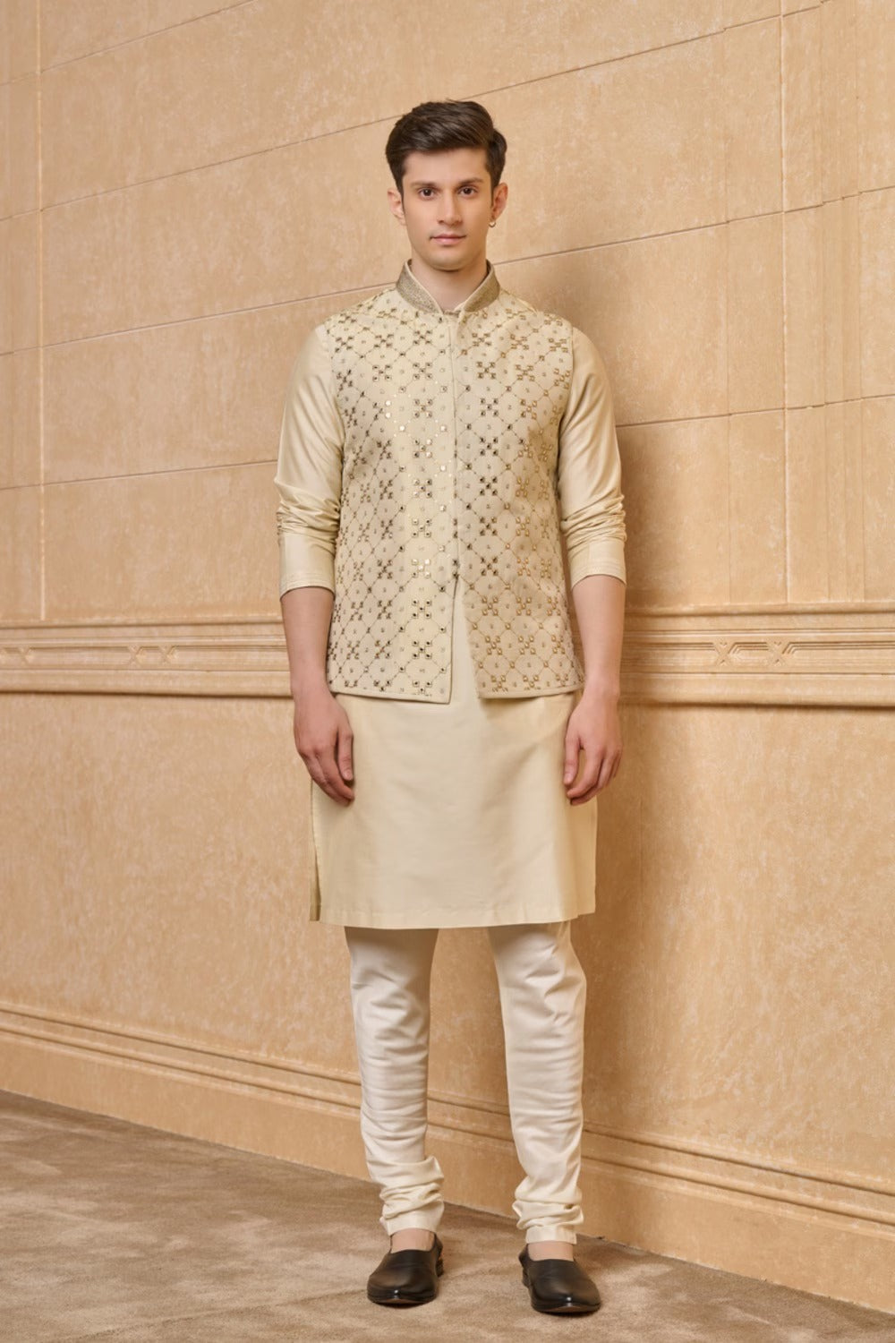 Gold embroidery Kurta Bundi Set