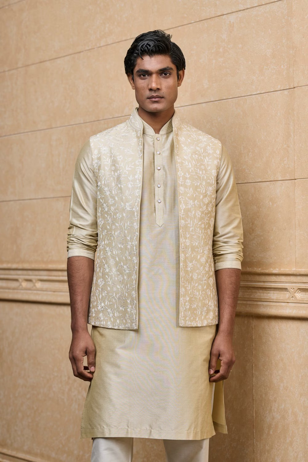 Golden Rajsi Kurta Bundi Set