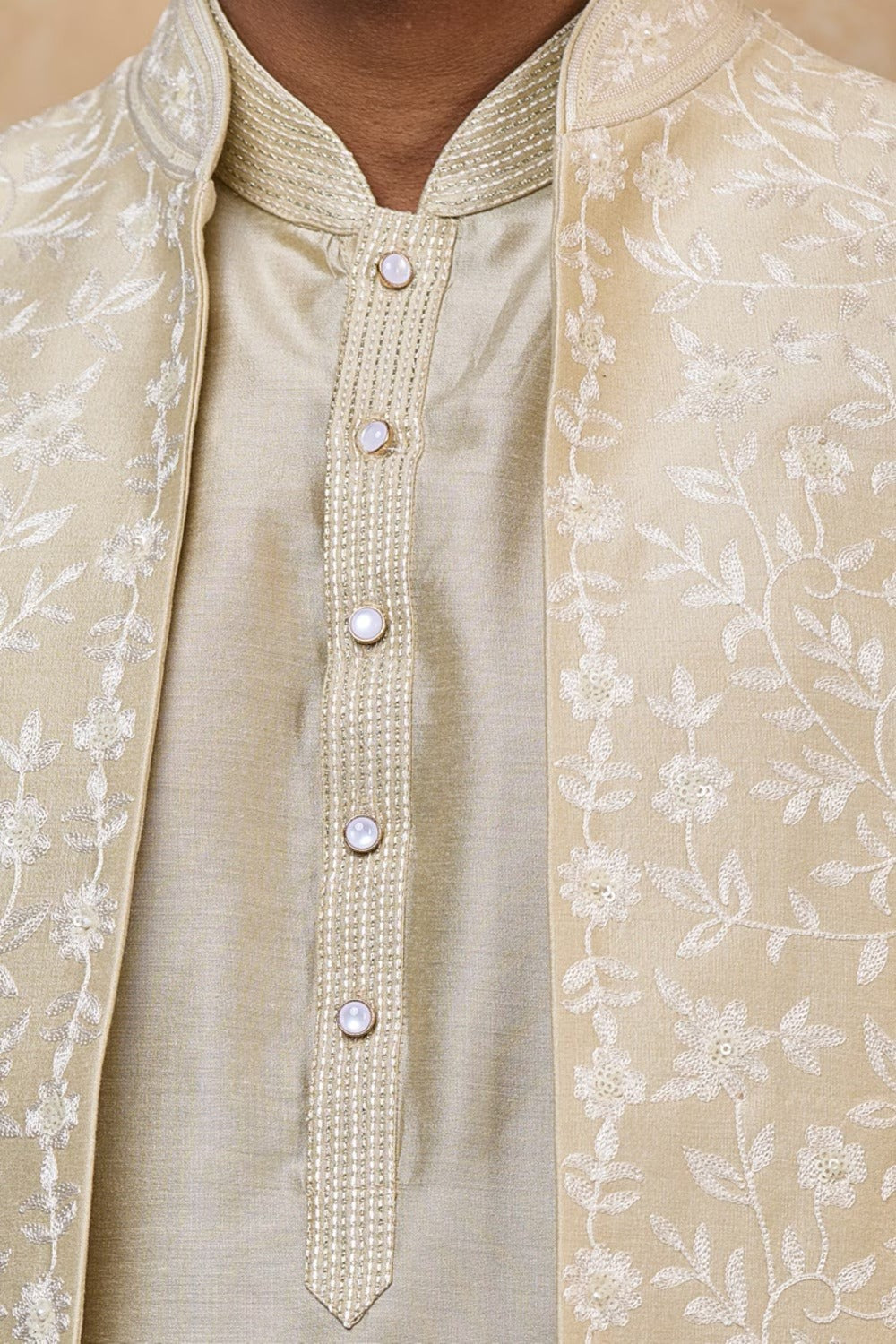 Golden Rajsi Kurta Bundi Set