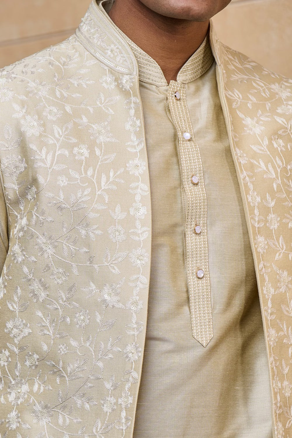 Golden Rajsi Kurta Bundi Set